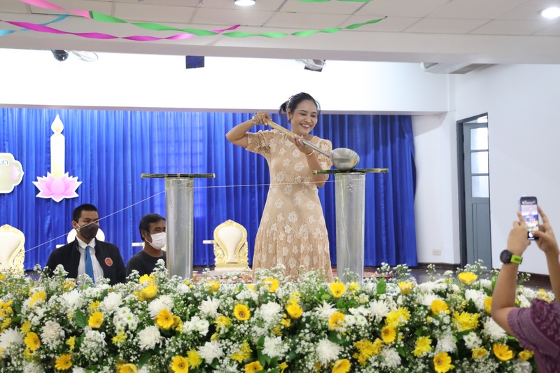 โครงการสืบสานประเพณีหล่อเทียนพรรษและถวายเทียนพรรษา ประจำปี 2566