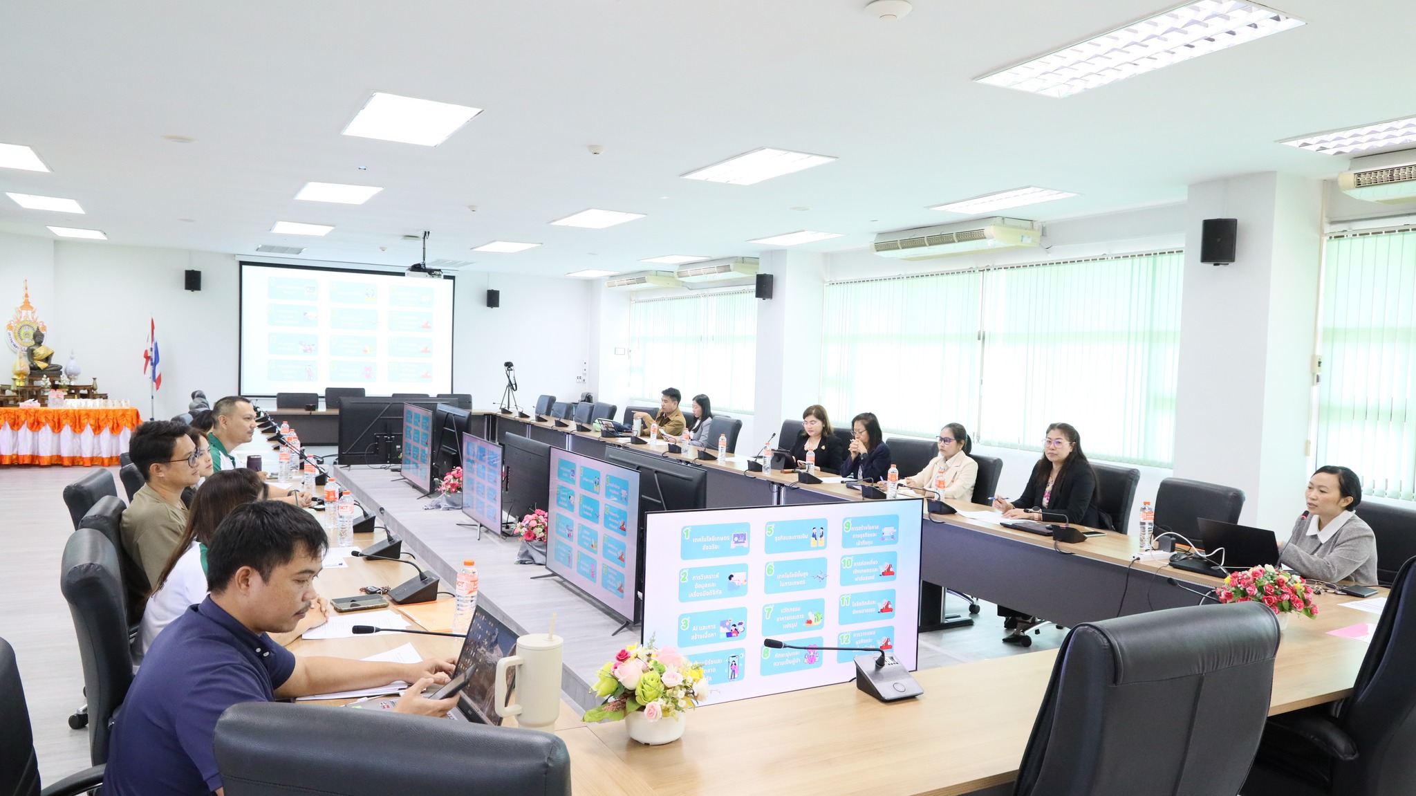 โครงการเรียนรู้ตลอดชีวิตและพัฒนาทักษะเพื่ออนาคต (Upskill/Reskill) ประจำปีงบประมาณ พ.ศ. 2568 ได้รับงบประมาณสนับสนุนสำนักงานปลัดกระทรวงการอุดมศึกษา วิทยาศาสตร์ วิจัยและนวัตกรรม   หลักสูตร Upskill/Reskill: การประยุกต์ใช้ AI เพื่อเสริมศักยภาพการตลาดดิจิทัลสำหรับธุรกิจท้องถิ่น