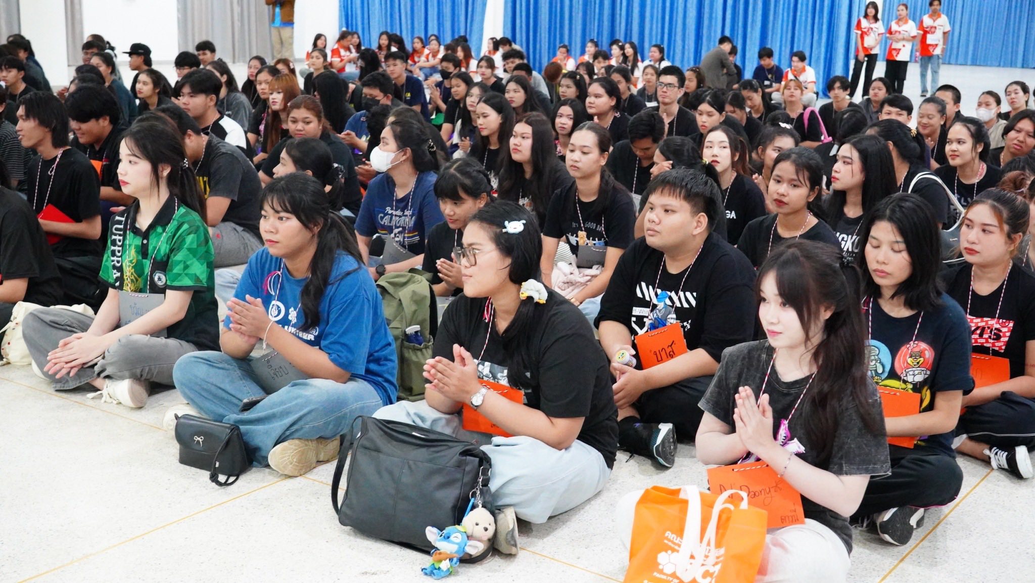 กิจกรรมสานสัมพันธ์พี่น้อง คณะเทคโนโลยีสังคม กิจกรรมที่ 1