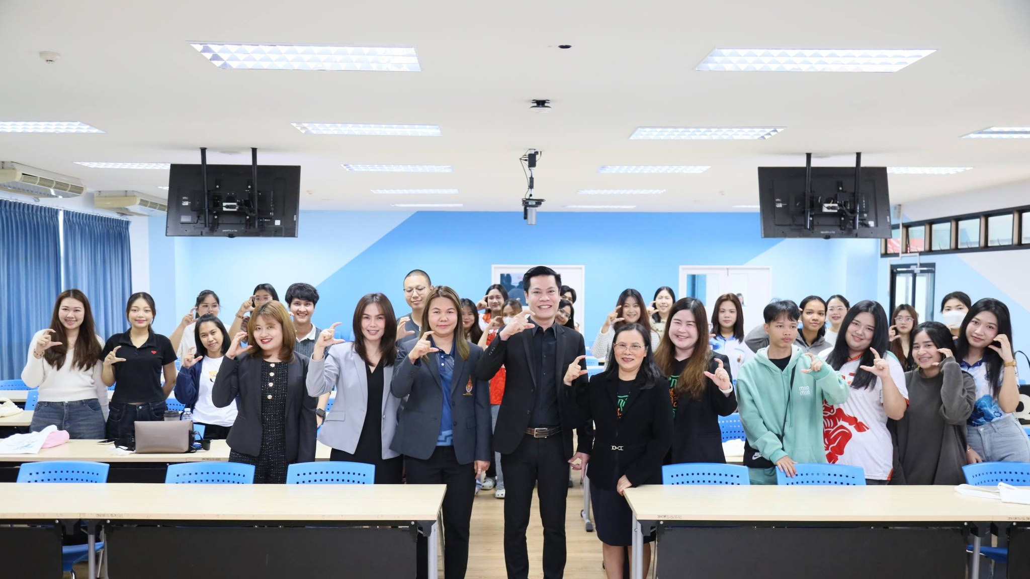 โครงการอบรมการเงินและบัญชีเชิงปฏิบัติการสำหรับผู้ประกอบการรุ่นใหม่ “Smart Accounting”
