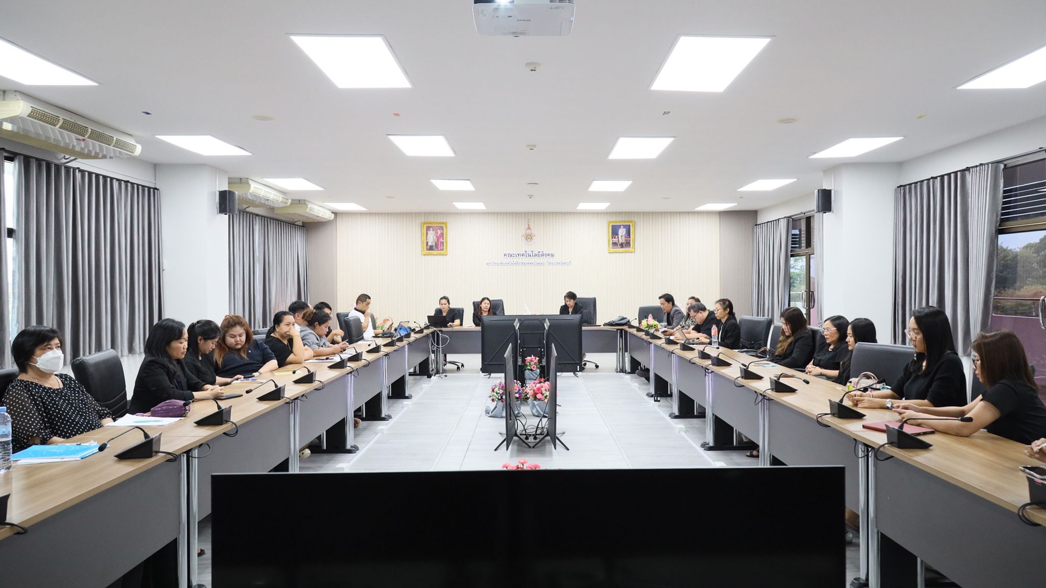 กิจกรรมการทบทวนแผนยุทธศาสตร์การพัฒนาคณะเทคโนโลยีสังคม (พ.ศ. 2569– 2571) ปรับกลยุทธ์และตัวชี้วัดและทบทวนแแผนยุทธศาสตร์