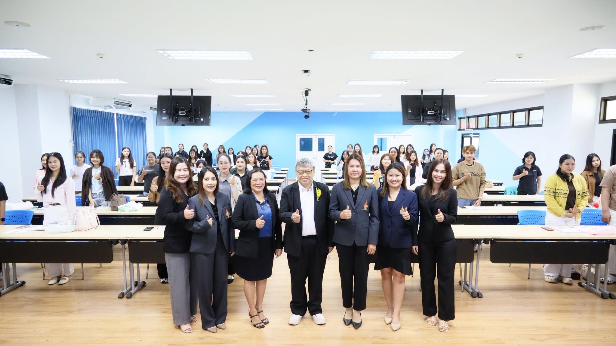 โครงการอบรมทางวิชาการภายใต้หัวข้อ “Looking forward accounting การบัญชีมองไปข้างหน้า”
